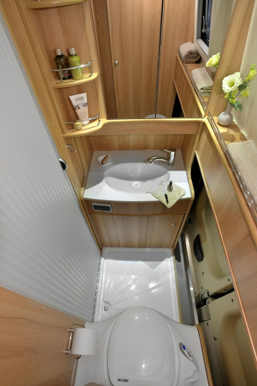 Интерьер Globecar Vario 499 2014 года  (фото 2 из 6)